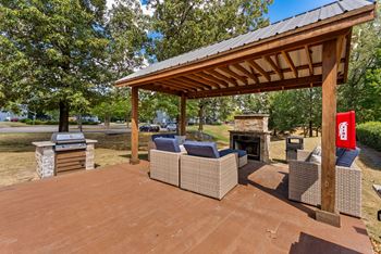 Outdoor fireplace lounge